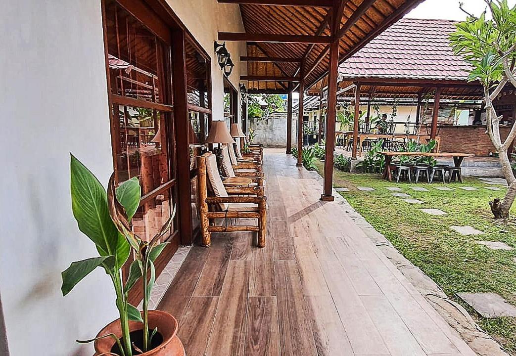 Classico Italiano Bed and Breakfast Gili Air Esterno foto